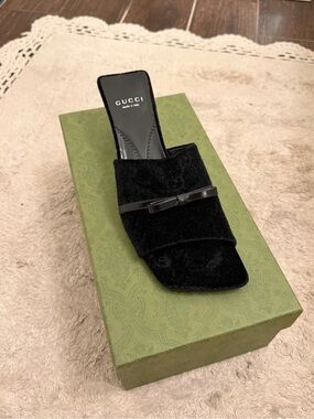 Gucci Monogram Black Mules